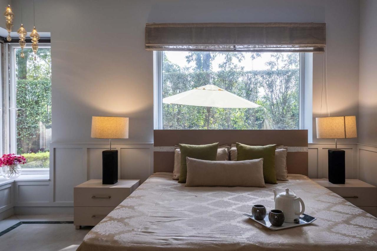Stayvista At The Banyan Abode With Pool Table, Pet Friendly & Outdoor Pool Manesar Extérieur photo