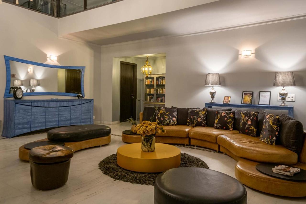 Stayvista At The Banyan Abode With Pool Table, Pet Friendly & Outdoor Pool Manesar Extérieur photo
